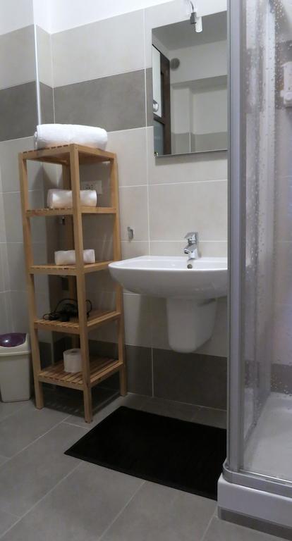 House Of Trento - No Reception Bed and Breakfast Kamer foto